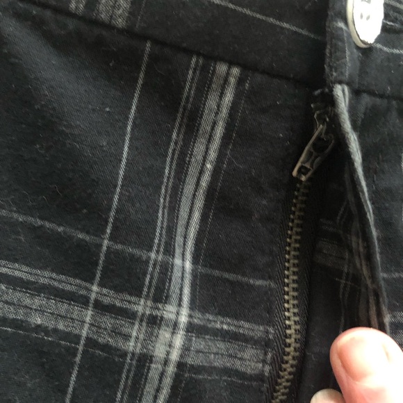 Hurley plaid shorts - Picture 8 of 10